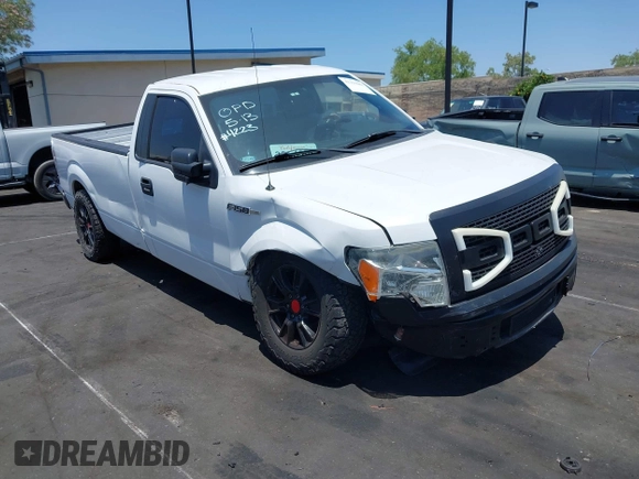 2013 Ford F-150 XL with VIN 1FTMF1CM5DKF34223, listed as a IAAI auction lot 42355085 with 190,747 mi miles and . Bid and sale history available at DreamBid. Image 1.