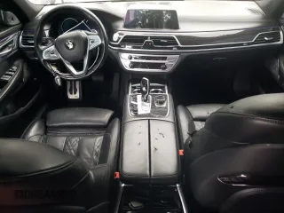 2018 BMW 7 Series 750i with VIN WBA7F0C51JGM22515, listed as a Copart auction lot 86486914 with 0 mi miles and Salvage Title. Bid and sale history available at carsss.com. Image 8.