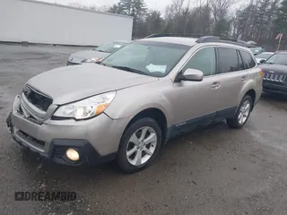 2014 Subaru Outback 2.5i Premium with VIN 4S4BRCCC5E3253063, listed as a IAAI auction lot 41966412 with 133,526 mi miles. Bid and sale history available at carsss.com. Image 18.