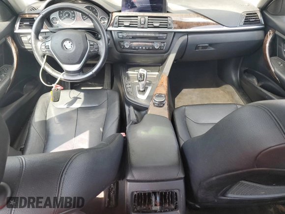 2014 BMW 3 Series 328d z VIN WBA3D3C56EK153145, wystawiony jako Copart lot #56644325 z przebiegiem 129 287 mil mil oraz Czysty tytuł • Clean title. Historia ofert i sprzedaży dostępna na DreamBid. Obrazek 8.