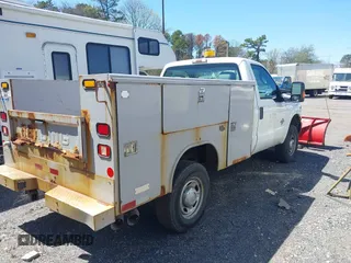 2011 Ford F-350 with VIN 1FDBF3BT1BEC95756, listed as a IAAI auction lot 42065409 with 193,631 mi miles and . Bid and sale history available at DreamBid. Image 4.