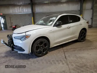 2022 Alfa Romeo Stelvio Ti with VIN ZASPAKBN1N7D30493, listed as a Copart auction lot 88446795 with 40,775 mi miles and Salvage Title. Bid and sale history available at carsss.com. Image 1.
