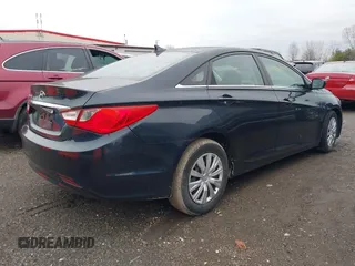 2011 Hyundai Sonata GLS with VIN 5NPEB4AC9BH251640, listed as a IAAI auction lot 40931571 with 109,894 mi miles. Bid and sale history available at carsss.com. Image 4.