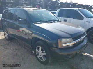 2004 Chevrolet TrailBlazer LS with VIN 1GNDT13S642447302, listed as a IAAI auction lot 41642656 with 181,297 mi miles. Bid and sale history available at carsss.com. Image 1.