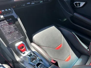 2021 Lamborghini Huracan z VIN ZHWUF5ZFXMLA16208, wystawiony jako IAAI lot #42254891 z przebiegiem 13 545 mil mil oraz . Historia ofert i sprzedaży dostępna na DreamBid. Obrazek 14.