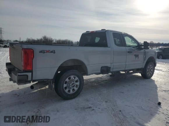 2024 Ford F-350 with VIN 1FT8X3BN2REC48985, listed as a Copart auction lot 88881305 with 10,574 mi miles and Salvage title. Bid and sale history available at DreamBid. Image 3.