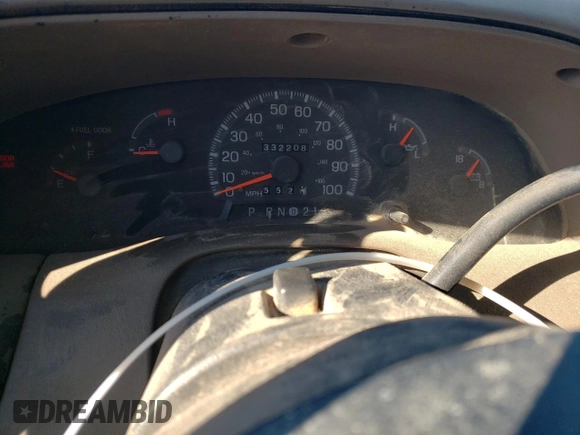 1998 Ford F-150 с VIN 1FTZF1729WKB49667, выставлен на аукционе Copart как лот 85818164 с пробегом 332 208 миль миль и Списание • Salvage title. История ставок и продаж доступна на DreamBid. Изображение 9.