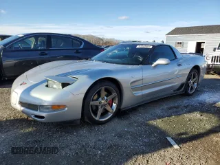 2001 Chevrolet Corvette Z06 with VIN 1G1YY12S615123525, listed as a Copart auction lot 83328064 with 39,416 mi miles and Clean Title. Bid and sale history available at carsss.com. Image 1.