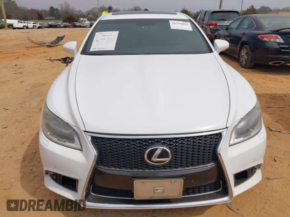 2013 Lexus LS 460 z VIN JTHCL5EF5D5016815, wystawiony jako IAAI lot #41794829 z przebiegiem 224 029 mil mil oraz . Historia ofert i sprzedaży dostępna na DreamBid. Obrazek 12.