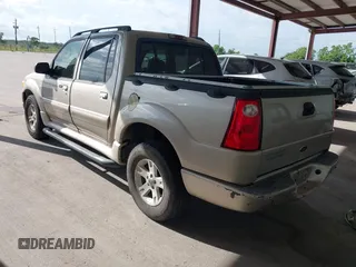 2005 Ford Explorer Sport Trac XLS with VIN 1FMZU67K65UA53643, listed as a IAAI auction lot 42467148 with 219,931 mi miles and . Bid and sale history available at DreamBid. Image 3.