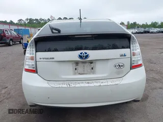 2011 Toyota Prius I with VIN JTDKN3DUXB1463897, listed as a IAAI auction lot 41930431 with 350,478 mi miles. Bid and sale history available at carsss.com. Image 16.