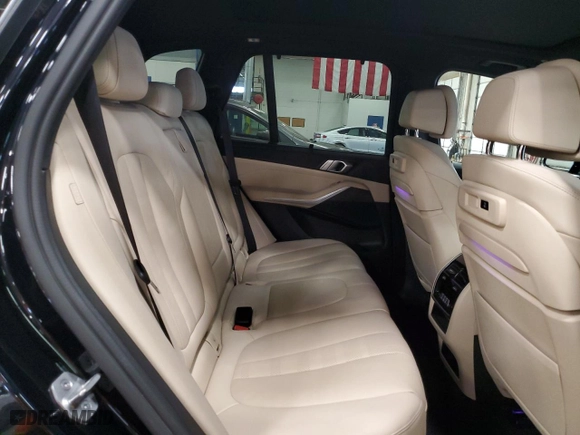 2022 BMW X5 xDrive40i with VIN 5UXCR6C02N9J15153, listed as a Copart auction lot 50872675 with 80,011 mi miles and Salvage Title. Bid and sale history available at carsss.com. Image 11.