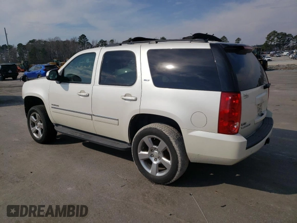 2011 GMC Yukon SLT with VIN 1GKS2CE03BR364350, listed as a Copart auction lot 46996275 with 176,977 mi miles and Salvage Title. Bid and sale history available at carsss.com. Image 2.