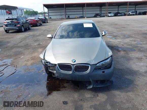 2008 BMW 3 Series 335i z VIN WBAWL73588PX53776, wystawiony jako IAAI lot #42653626 z przebiegiem 128 482 mil mil oraz . Historia ofert i sprzedaży dostępna na DreamBid. Obrazek 12.