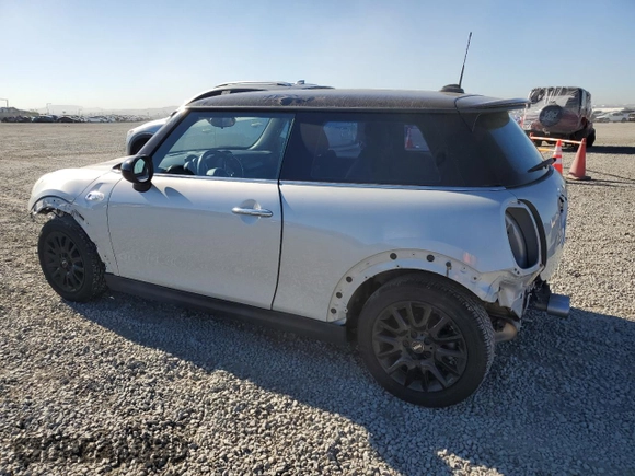 2018 MINI Hardtop Cooper S with VIN WMWXP7C50J2C62388, listed as a Copart auction lot 80764024 with 28,966 mi miles and Salvage Title. Bid and sale history available at DreamBid. Image 2.