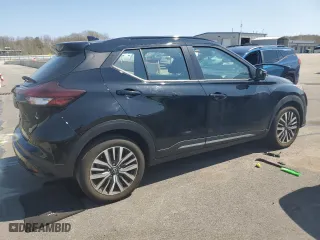 2024 Nissan Kicks SR with VIN 3N1CP5DV3RL492425, listed as a Copart auction lot 54416975 with 32,955 mi miles and Clean Title. Bid and sale history available at carsss.com. Image 3.