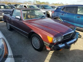 1987 Mercedes-Benz 560 560SL with VIN WDBBA48D0HA059591, listed as a Copart auction lot 76627544 with 57,059 mi miles and Non Repairable. Bid and sale history available at carsss.com. Image 4.
