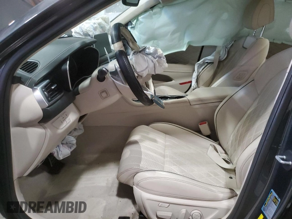 2019 Genesis G70 Dynamic with VIN KMTG34LE2KU019750, listed as a Copart auction lot 43602185 with 23,027 mi miles and Salvage Title. Bid and sale history available at DreamBid. Image 7.