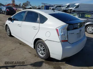 2010 Toyota Prius II with VIN JTDKN3DU3A5126169, listed as a IAAI auction lot 41605289 with 180,624 mi miles. Bid and sale history available at carsss.com. Image 3.