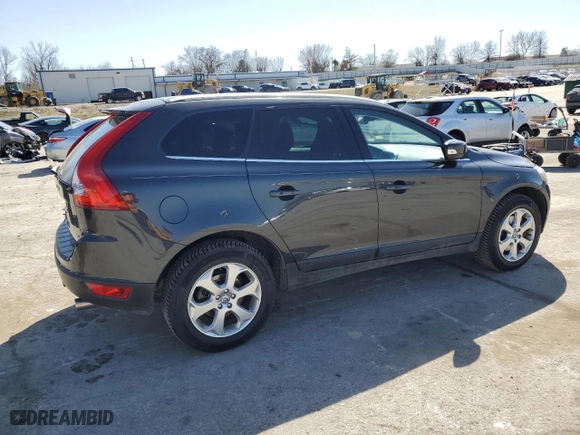 2013 Volvo XC60 3.2L with VIN YV4952DZ5D2429140, listed as a Copart auction lot 48192445 with 108,300 mi miles and Salvage Title. Bid and sale history available at carsss.com. Image 3.