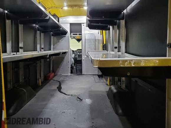 2019 Ford Transit с VIN 1FTYR3XM2KKA24861, выставлен на аукционе IAAI как лот 41960567 с пробегом 167 472 миль миль и . История ставок и продаж доступна на DreamBid. Изображение 1.