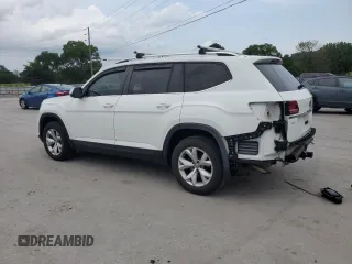 2018 Volkswagen Atlas SE with VIN 1V2LR2CA3JC552318, listed as a Copart auction lot 56500065 with 111,588 mi miles and Salvage title. Bid and sale history available at DreamBid. Image 2.