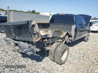 2005 Chevrolet Silverado 3500 DRW LT with VIN 1GCJK33275F880793, listed as a Copart auction lot 74322794 with 0 mi miles and Salvage Title. Bid and sale history available at carsss.com. Image 3.