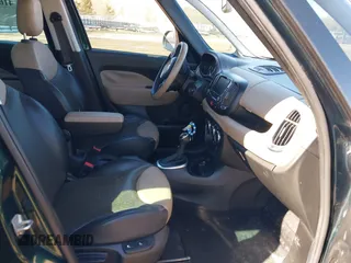 2014 FIAT 500L Lounge with VIN ZFBCFACH8EZ005438, listed as a IAAI auction lot 41617634 with 36,714 mi miles and . Bid and sale history available at DreamBid. Image 5.
