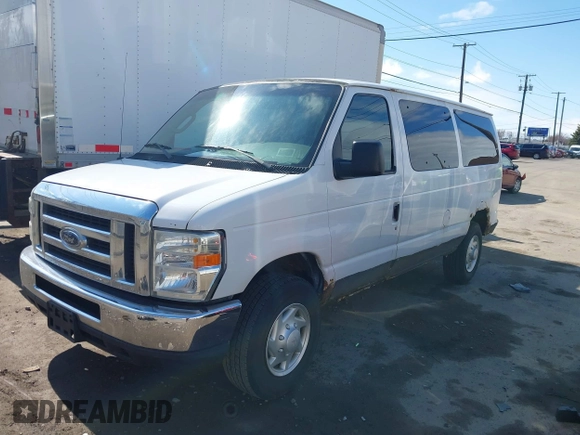 2008 Ford Econoline Passenger XL with VIN 1FBNE31L18DA20963, listed as a IAAI auction lot 41869182 with 150,027 mi miles. Bid and sale history available at carsss.com. Image 2.