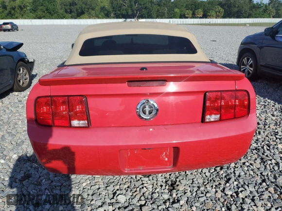 2007 Ford Mustang Deluxe z VIN 1ZVFT84N975296099, wystawiony jako Copart lot #58169845 z przebiegiem 108 251 mil mil oraz Szkoda całkowita • Salvage title. Historia ofert i sprzedaży dostępna na DreamBid. Obrazek 6.