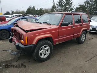 1999 Jeep Cherokee Sport with VIN 1J4FF68S3XL560163, listed as a Copart auction lot 43816865 with 161,184 mi miles and Salvage Title. Bid and sale history available at carsss.com. Image 1.