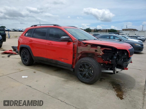 2019 Jeep Cherokee Trailhawk z VIN 1C4PJMBX8KD315136, wystawiony jako Copart lot #60614805 z przebiegiem 102 936 mil mil oraz Czysty tytuł • Clean title. Historia ofert i sprzedaży dostępna na DreamBid. Obrazek 4.