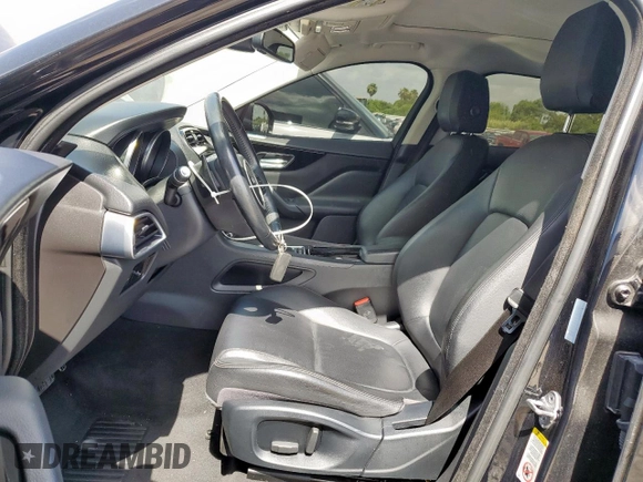 2018 Jaguar F-Pace 30t Premium with VIN SADCJ2GX5JA203801, listed as a Copart auction lot 61628395 with 98,595 mi miles and Clean title. Bid and sale history available at DreamBid. Image 7.