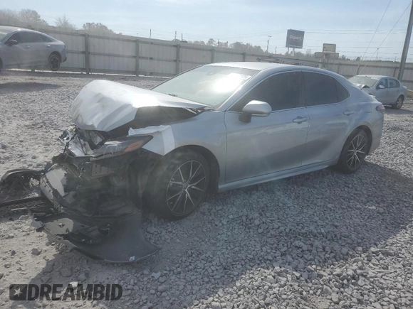 2022 Toyota Camry SE with VIN 4T1G11AK5NU677722, listed as a Copart auction lot 46927405 with 46,786 mi miles and Salvage Title. Bid and sale history available at DreamBid. Image 1.