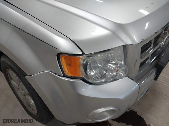 2011 Ford Escape Limited with VIN 1FMCU0EG7BKA43387, listed as a IAAI auction lot 41897571 with 224,780 mi miles. Bid and sale history available at carsss.com. Image 14.