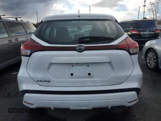 2024 Nissan Kicks S with VIN 3N1CP5BV1RL491860, listed as a Copart auction lot 49306025 with 32,400 mi miles and Salvage Title. Bid and sale history available at carsss.com. Image 6.