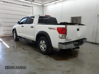 2011 Toyota Tundra 4WD Truck with VIN 5TFDM5F11BX020724, listed as a Copart auction lot 74499534 with 0 mi miles and Non Repairable. Bid and sale history available at carsss.com. Image 2.