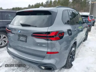 2024 BMW X5 xDrive40i z VIN 5UX23EU06R9S09659, wystawiony jako IAAI lot #41444238 z przebiegiem 26 923 mil mil oraz . Historia ofert i sprzedaży dostępna na DreamBid. Obrazek 4.