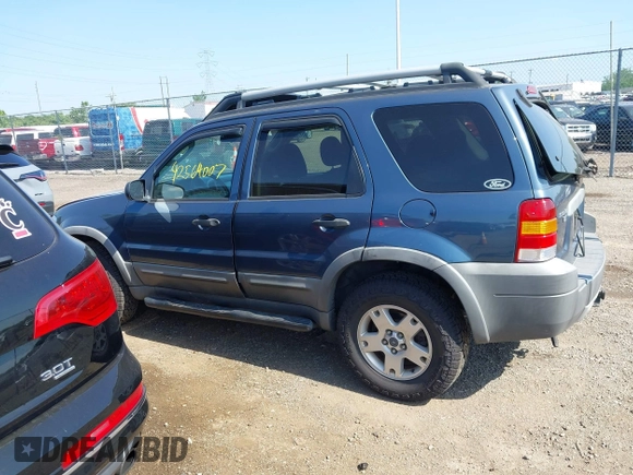 2005 Ford Escape XLT z VIN 1FMCU931X5KD62886, wystawiony jako IAAI lot #42564007 z przebiegiem 134 080 mil mil oraz . Historia ofert i sprzedaży dostępna na DreamBid. Obrazek 14.