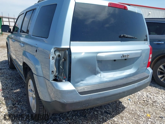 2014 Jeep Patriot Latitude with VIN 1C4NJPFB8ED547358, listed as a IAAI auction lot 41989330 with 107,598 mi miles and . Bid and sale history available at carsss.com. Image 6.