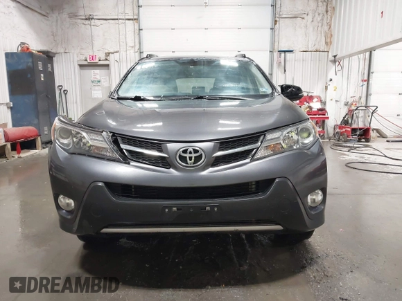 2013 Toyota RAV4 XLE with VIN JTMRFREV2DD027259, listed as a IAAI auction lot 41945054 with 116,513 mi miles and . Bid and sale history available at carsss.com. Image 13.