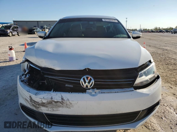 2014 Volkswagen Jetta TDI w/Premium with VIN 3VW3L7AJ3EM418221, listed as a Copart auction lot 81788464 with 151,875 mi miles and Salvage title. Bid and sale history available at DreamBid. Image 5.