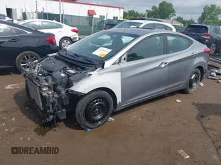 2012 Hyundai Elantra GLS с VIN KMHDH4AE8CU373419, выставлен на аукционе IAAI как лот 42356166 с пробегом 76 259 миль миль и . История ставок и продаж доступна на DreamBid. Изображение 18.