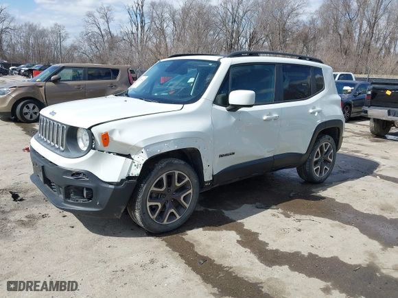 2016 Jeep Renegade Latitude with VIN ZACCJBBT2GPC57498, listed as a IAAI auction lot 41721432 with 158,216 mi miles. Bid and sale history available at carsss.com. Image 17.