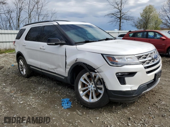 2018 Ford Explorer XLT z VIN 1FM5K8D88JGA61972, wystawiony jako Copart lot #52791995 z przebiegiem 73 648 mil mil oraz Szkoda całkowita • Salvage title. Historia ofert i sprzedaży dostępna na DreamBid. Obrazek 4.