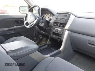 2006 Honda Pilot EX z VIN 5FNYF18466B000402, wystawiony jako IAAI lot #42127290 z przebiegiem 129 794 mil mil oraz . Historia ofert i sprzedaży dostępna na DreamBid. Obrazek 5.