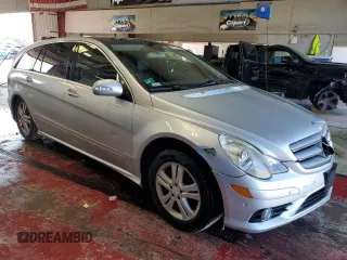 2008 Mercedes-Benz R 3.5L with VIN 4JGCB65E88A064044, listed as a Copart auction lot 61791755 with 192,038 mi miles and Clean title. Bid and sale history available at DreamBid. Image 4.