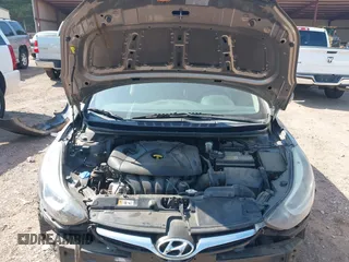 2015 Hyundai Elantra SE z VIN 5NPDH4AE9FH590805, wystawiony jako IAAI lot #41687509 z przebiegiem 237 215 mil mil oraz . Historia ofert i sprzedaży dostępna na DreamBid. Obrazek 10.