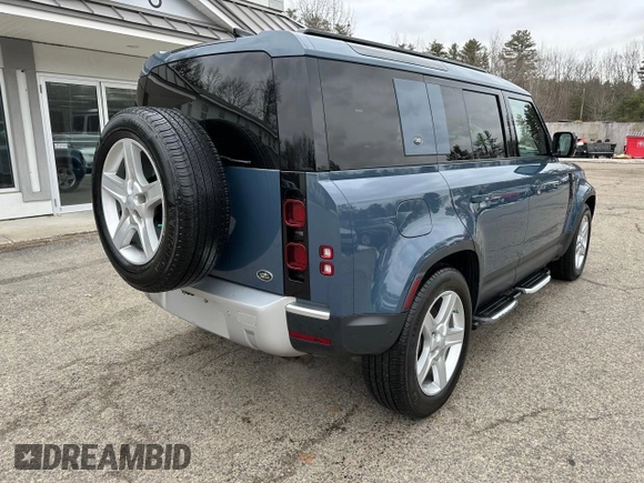 2020 Land Rover Defender SE with VIN SALEP7EU8L2022867, listed as a Copart auction lot 49167865 with 68,673 mi miles and Clean title. Bid and sale history available at DreamBid. Image 4.