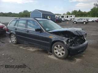 2005 BMW 3 Series 325xi z VIN WBAEP33455PF04897, wystawiony jako Copart lot #62121845 z przebiegiem 113 126 mil mil oraz Czysty tytuł • Clean title. Historia ofert i sprzedaży dostępna na DreamBid. Obrazek 4.